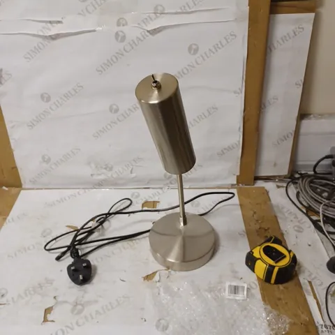 TABLE LAMP