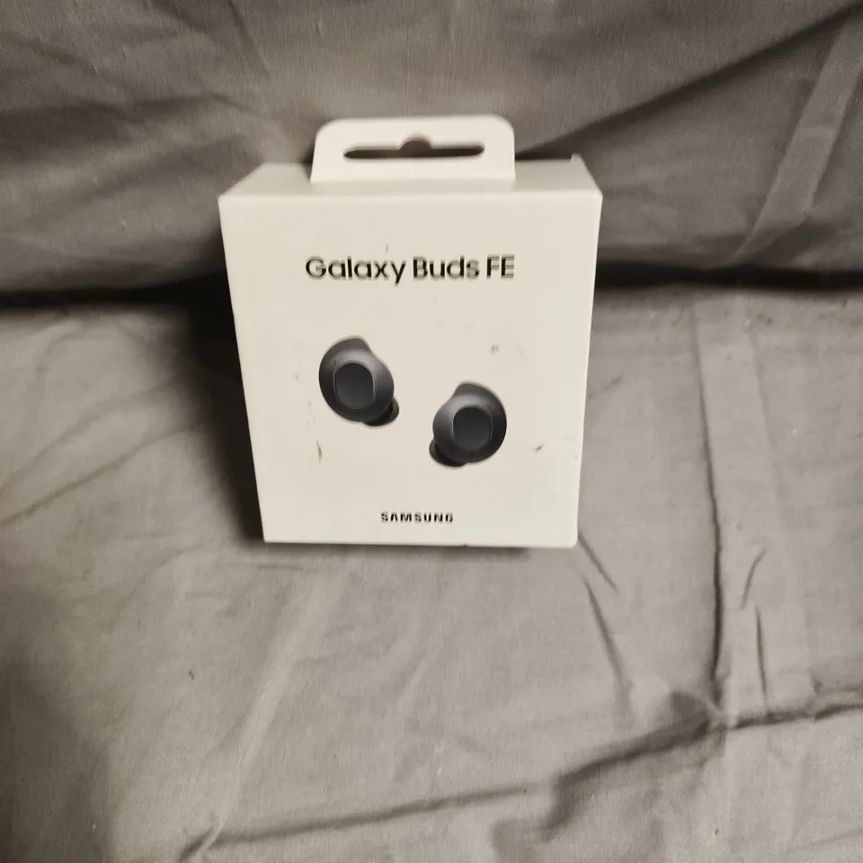 SAMSUNG GALAXY BUDS FE – WIRELESS EARBUDS SEALED BOXED 