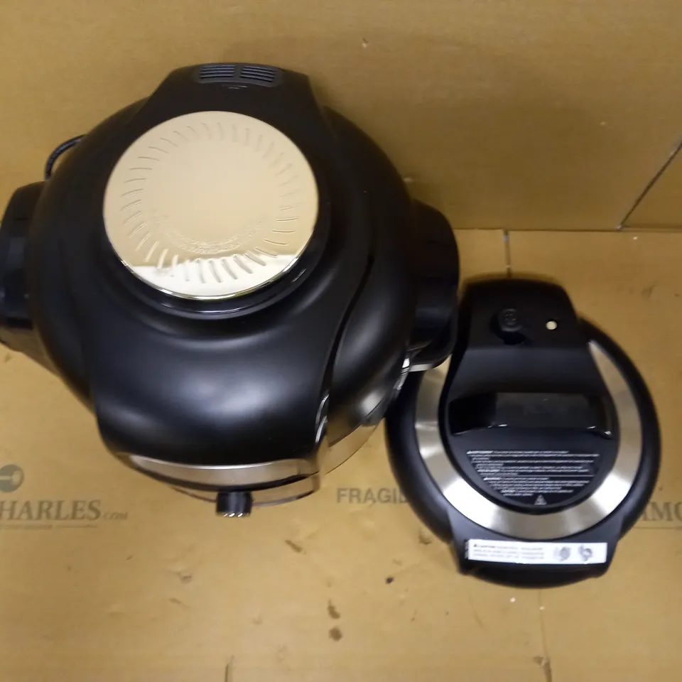 NINJA FOODI MAX MULTI-COOKER 