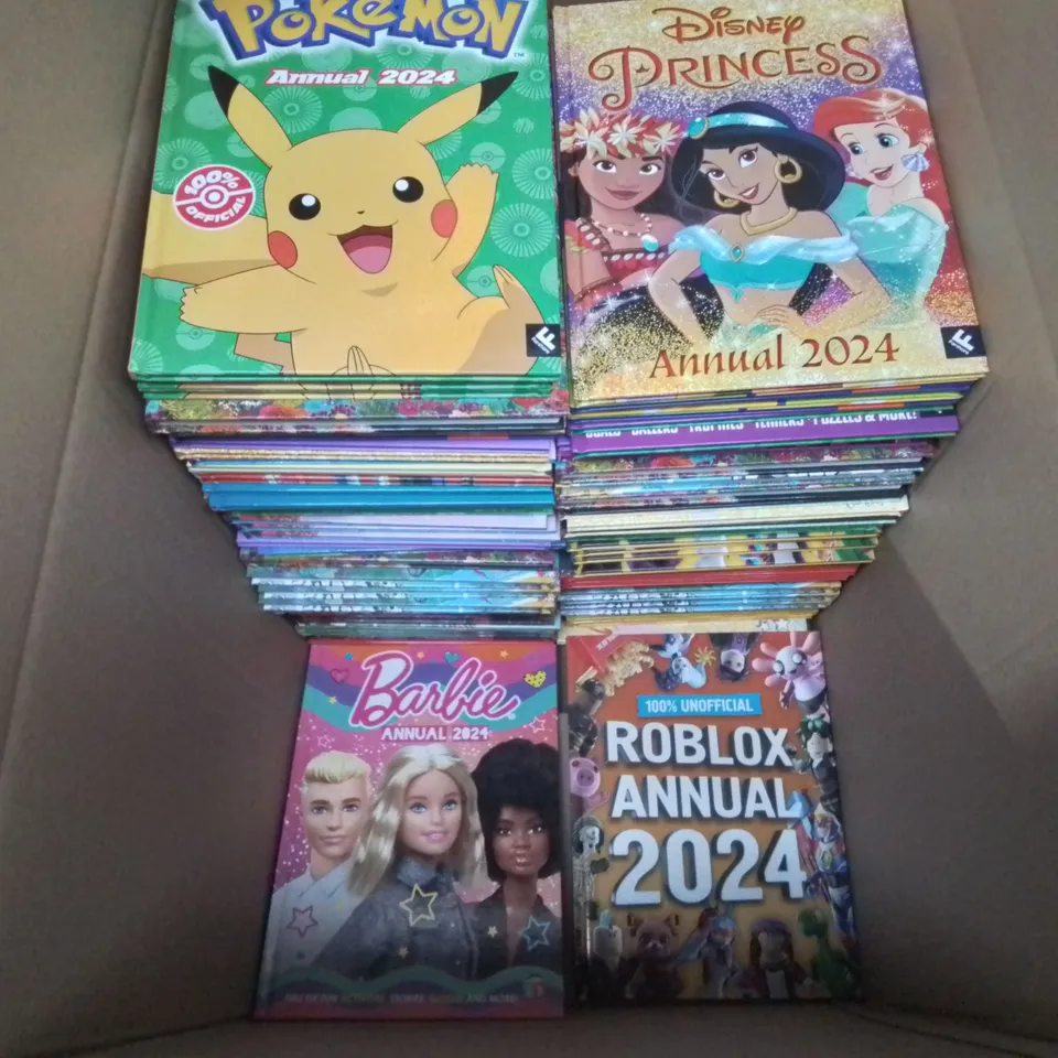 LARGE QUANTITY OF ASSORTED 2024 ANNUALS TO INCLUDE POKEMON, DISNEY PRINCESS, ROBLOX AND BARBIE