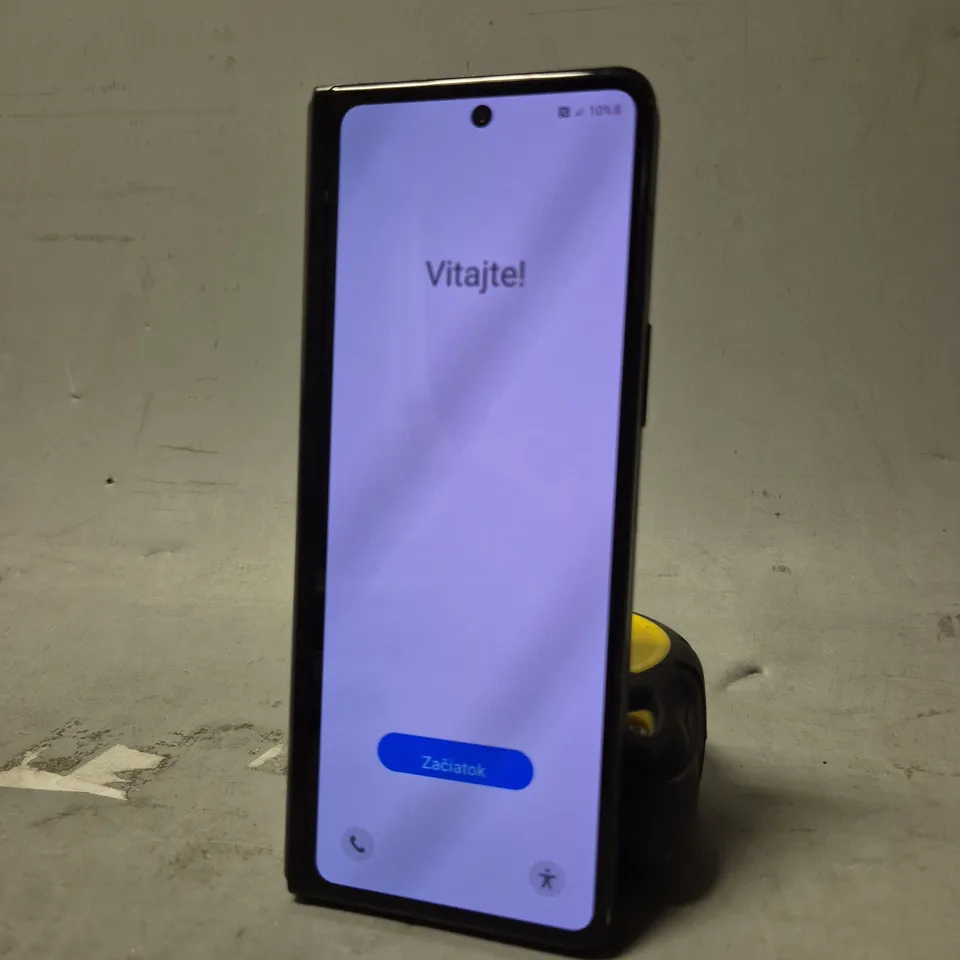 SAMSUNG GALAXY Z FOLD3