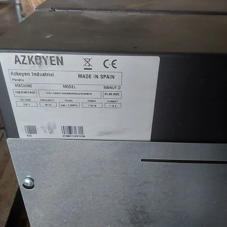 AZKOYEN VITRO S5 COMMERCIAL COFFEE MACHINE 