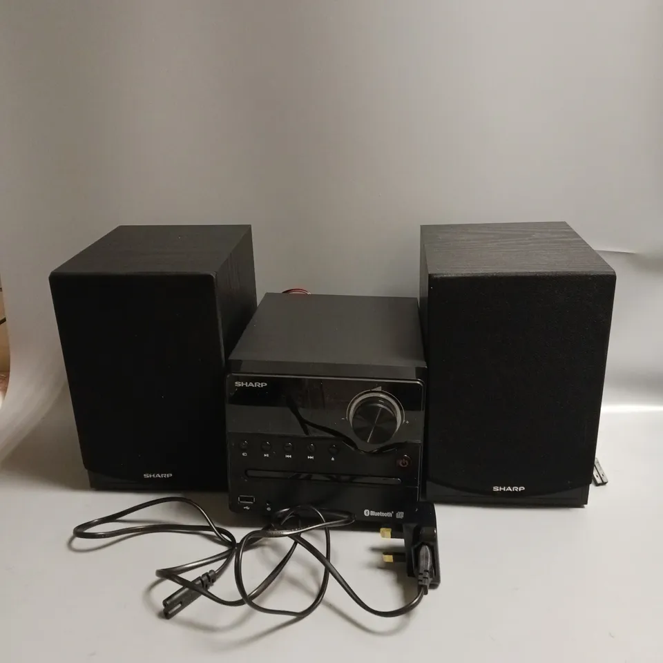BOXED SHARP HI-FI MICRO SYSTEM IN BLACK, FM RADIO, CD PLAYER AND BLUETOOTH ENABLED
