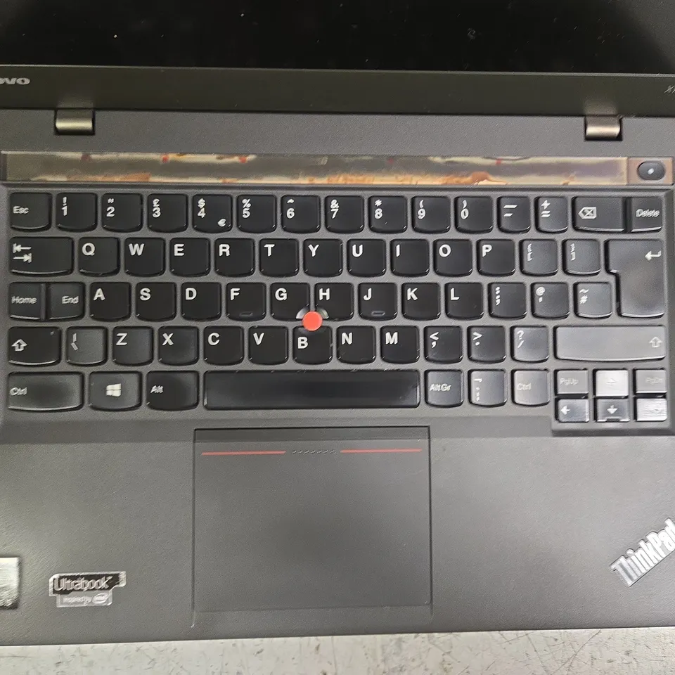 LENOVO THINKPAD X1 CARBON 2ND GEN LAPTOP IN BLACK