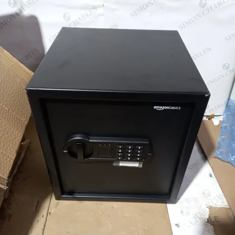 AMAZONBASICS 34L HOME SAFE
