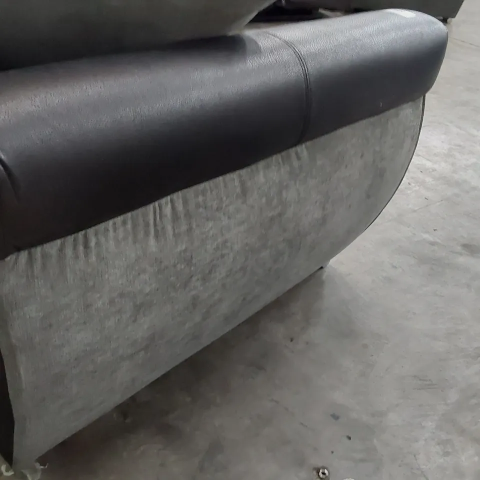 DESIGNER THREE SEATER SOFA WITH SCATTER CUSHIONS BLACK FAUX LEATHER & GREY FABRIC 