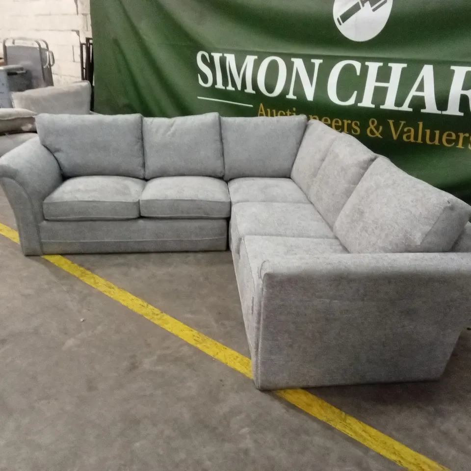 DURY CHUNKY WEAVE STANDARD BACK CORNER GROUP SOFA - GREY RRP £1349