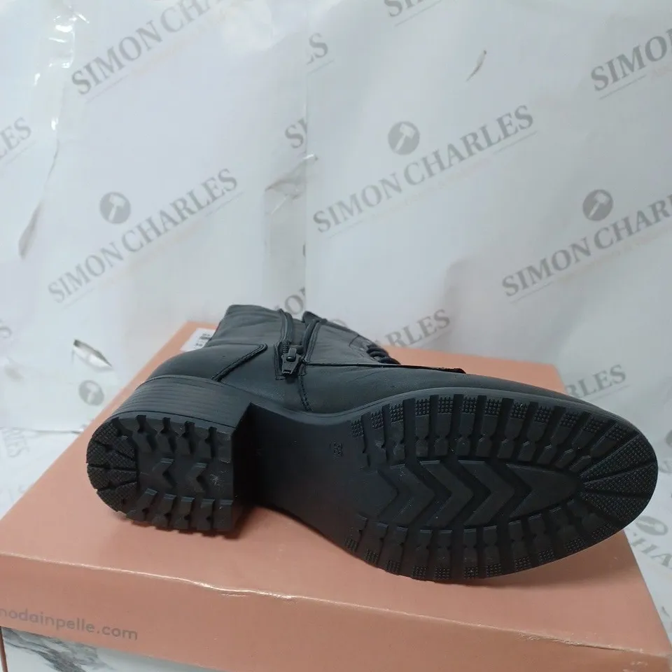 MODA IN PELLE BEZZIE ANKLE BOOT SIZE 5
