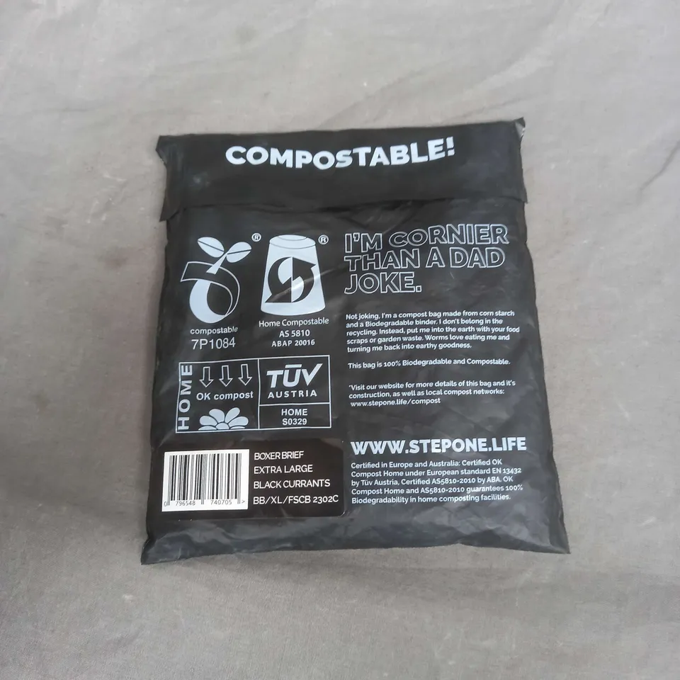 SEALED STEPONE BOXER BREIF EXTRA LARGE BLACK CURRANTS 