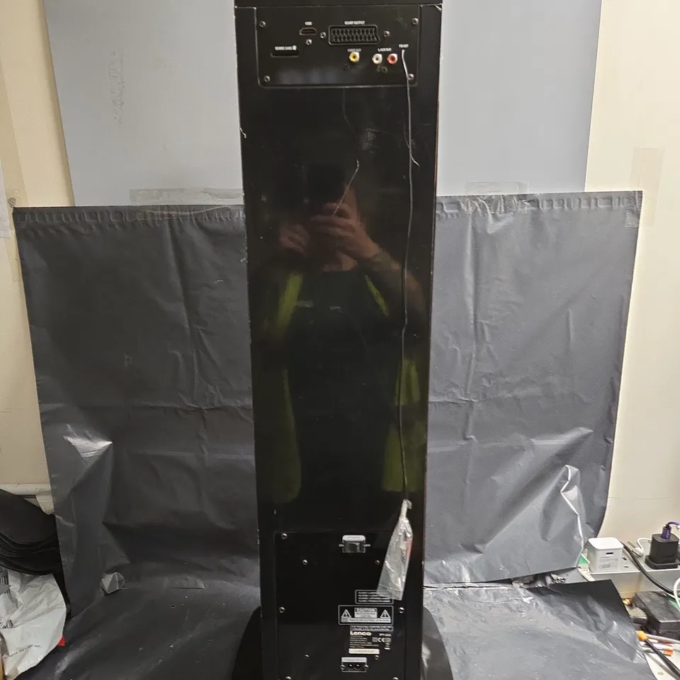 Lenco Floorstanding Speaker Tower – Black with Fabric Grille