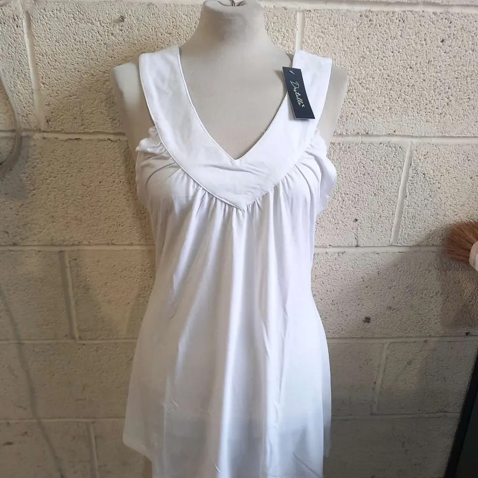 FIVE BRAND NEW DESTELLO VISCOSE TANK TOPS WHITE