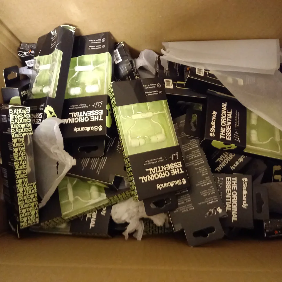 APPROXIMATELY 20 BOXED SKULLCANDY INK'D EARBUDS IN LIGHT GREEN