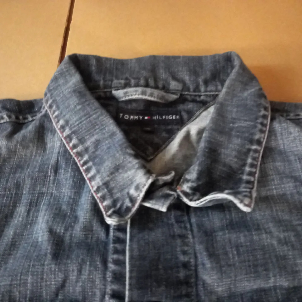 TOMMY HILFIGER DENIM JACKET - XXL