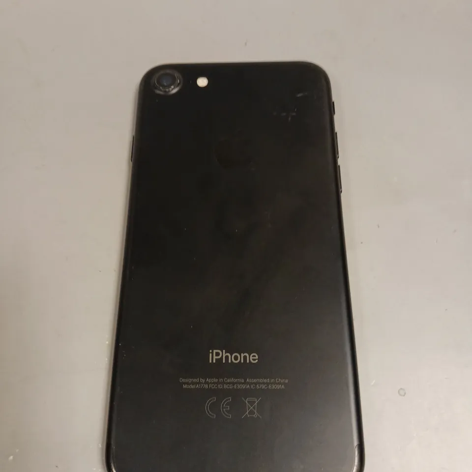 APPLE IPHONE 7 SMARTPHONE - A1778