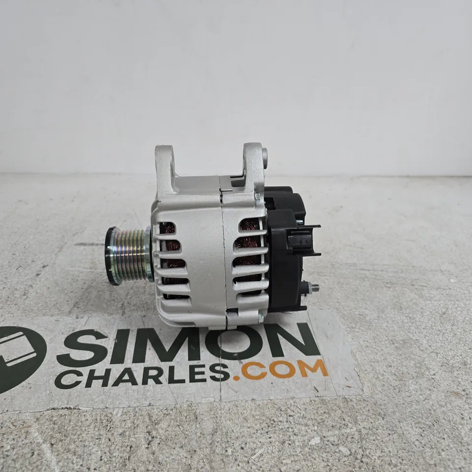 CAR ALTERNATOR (AUTOMOTIVE) – SILVER METAL UNIT