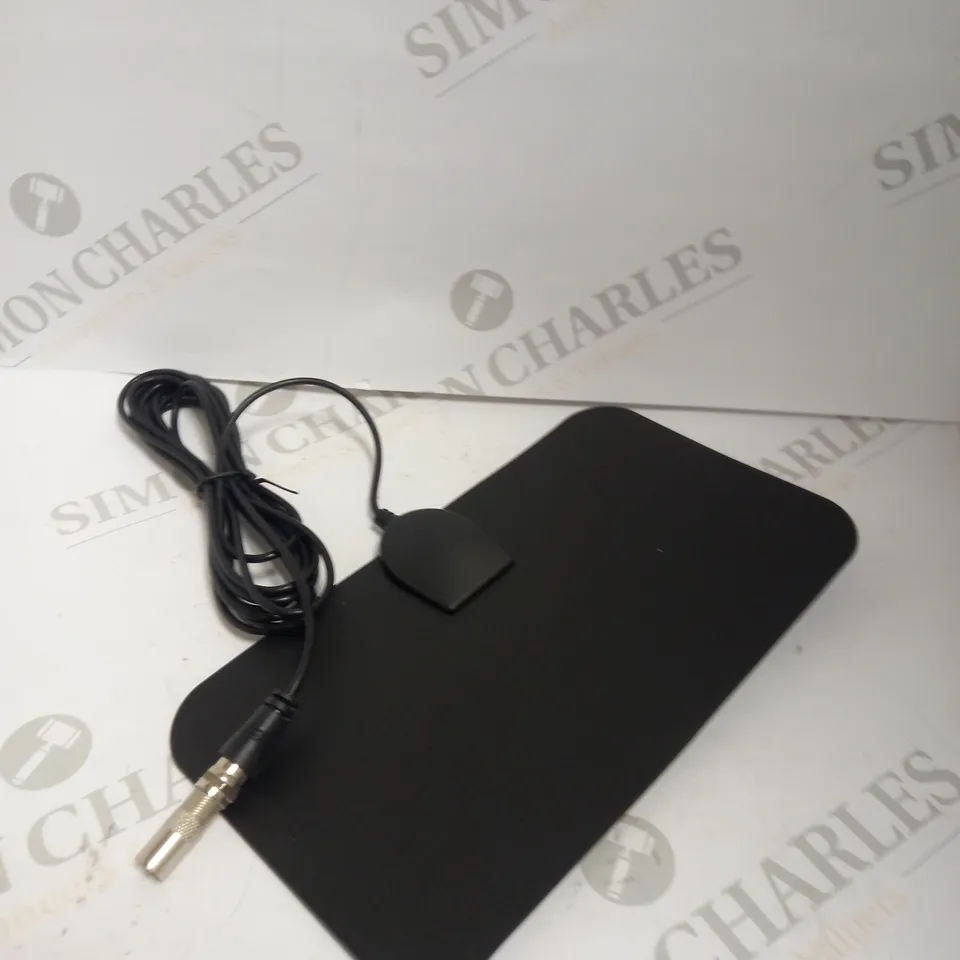 DESIGNER DIGITAL INDOOR TV ANTENNA 