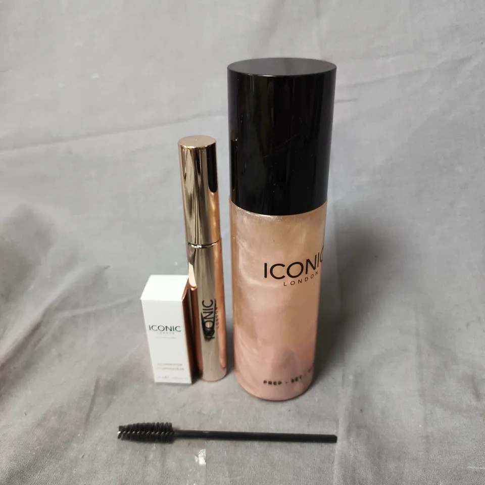 ICONIC THE 5 MINUTE FACE GIFT SET