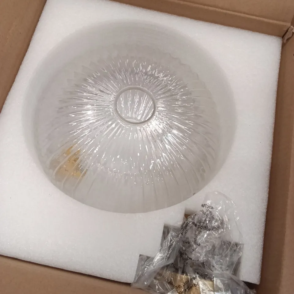 BOXED CEILING LAMP - GLASS/GOLD (1 BOX)
