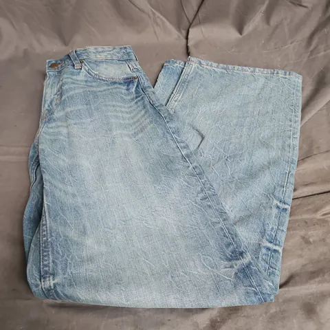 WEEKDAY AMPLE LOW WAIST LOOSE JEANS IN BLUE WASH SIZE 26/34