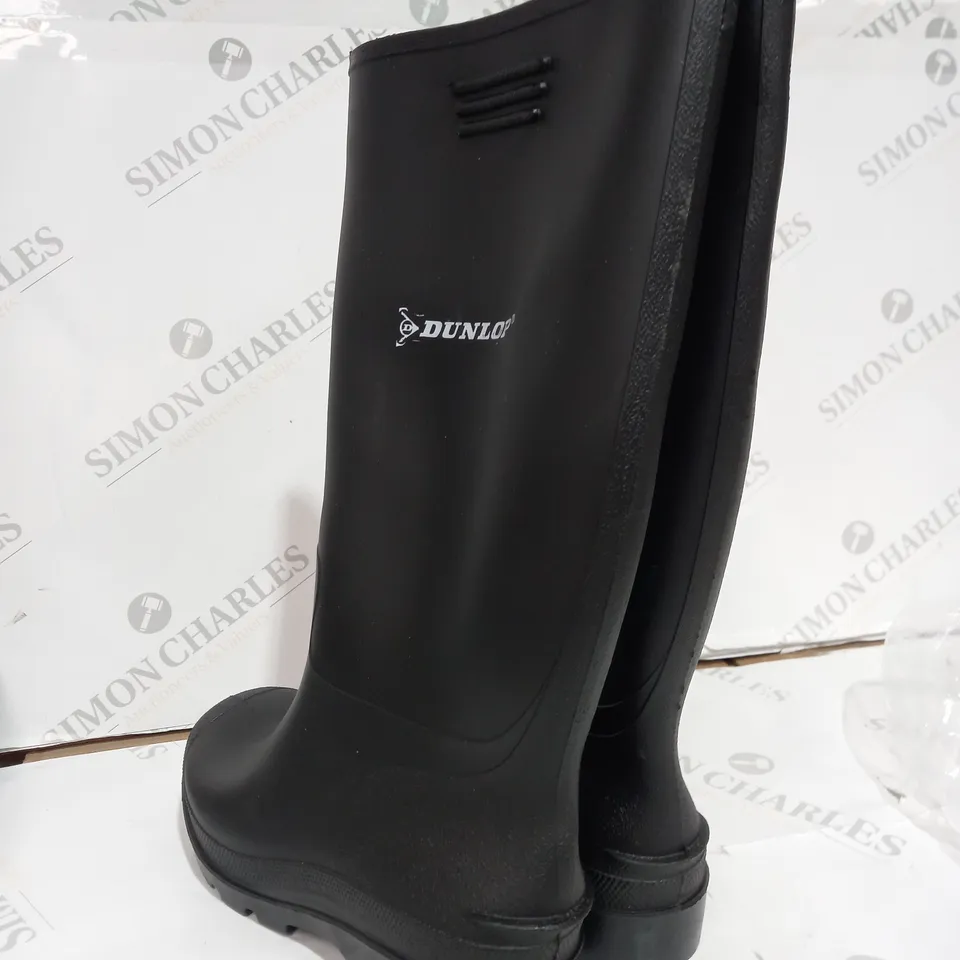 PACKAGED DUNLOP BUDGET NON-SAFETY WELLINGTON BLACK - SIZE UK 4 