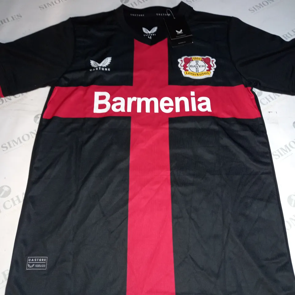 BAYER LEVERKUSEN FC HOME SHIRT WITH WIRTZ 27 SIZE M