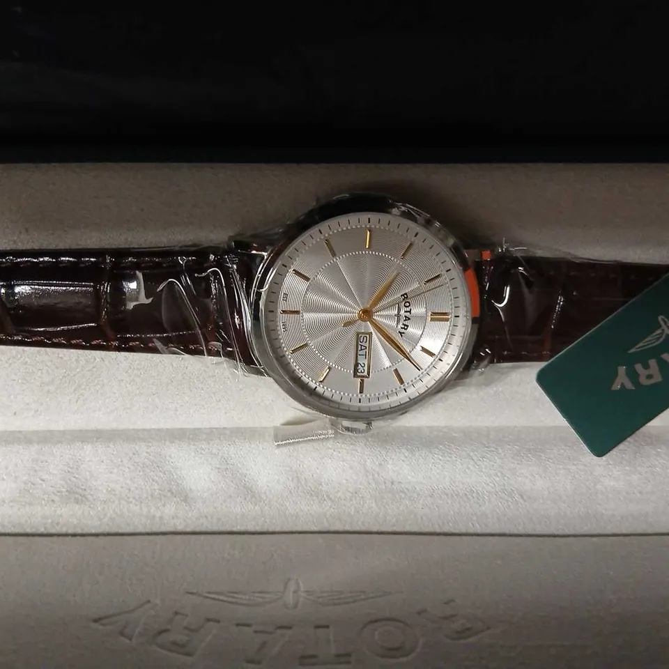 ROTARY DAY-DATE WRISTWATCH, SILVER DIAL, BROWN CROCODILE-EMBOSSED LEATHER STRAP – BOXED