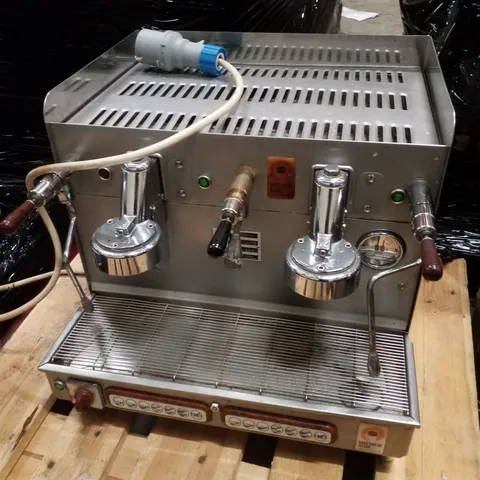 ELEKTRA BARISTA 2 STATION COFFEE MACHINE 