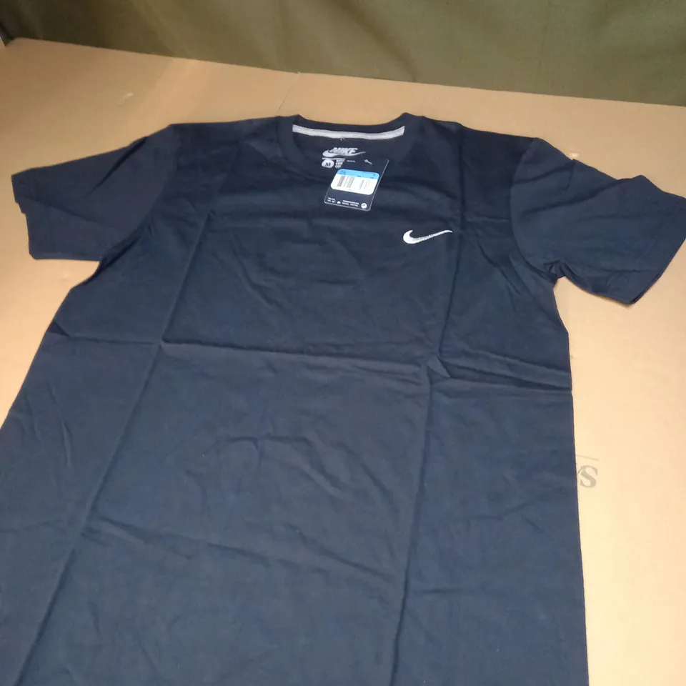 MENS NAVY NIKE LOGO T-SHIRT SIZE M 