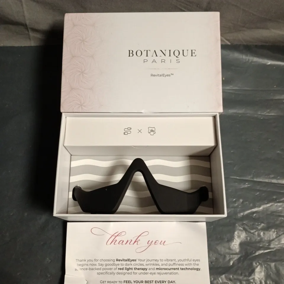 BOTANIQUE PARIS REVITALEYES UNDER-EYE LIGHT THERAPY DEVICE