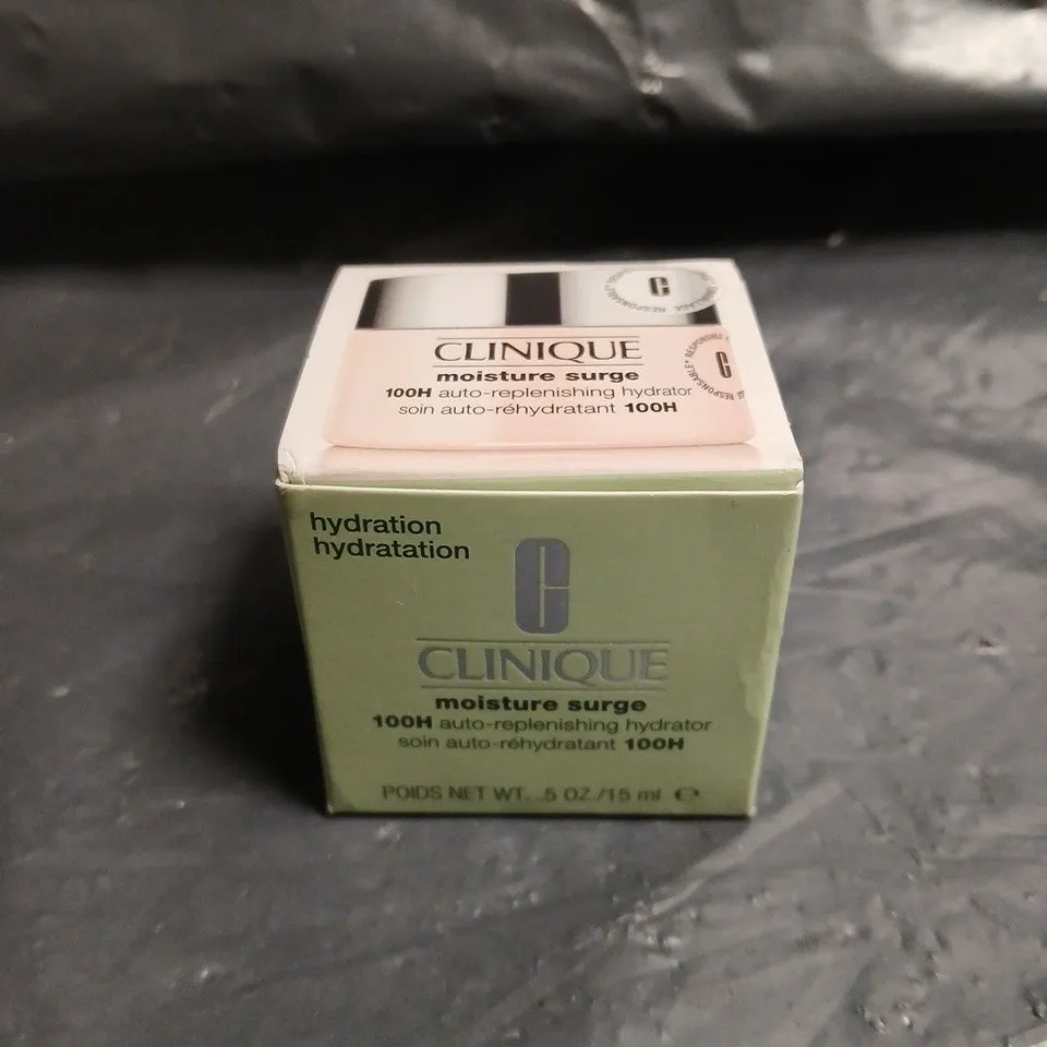 CLINIQUE MOISTURE SURGE 100H AUTO-REPLENISHING HYDRATOR – 15ML
