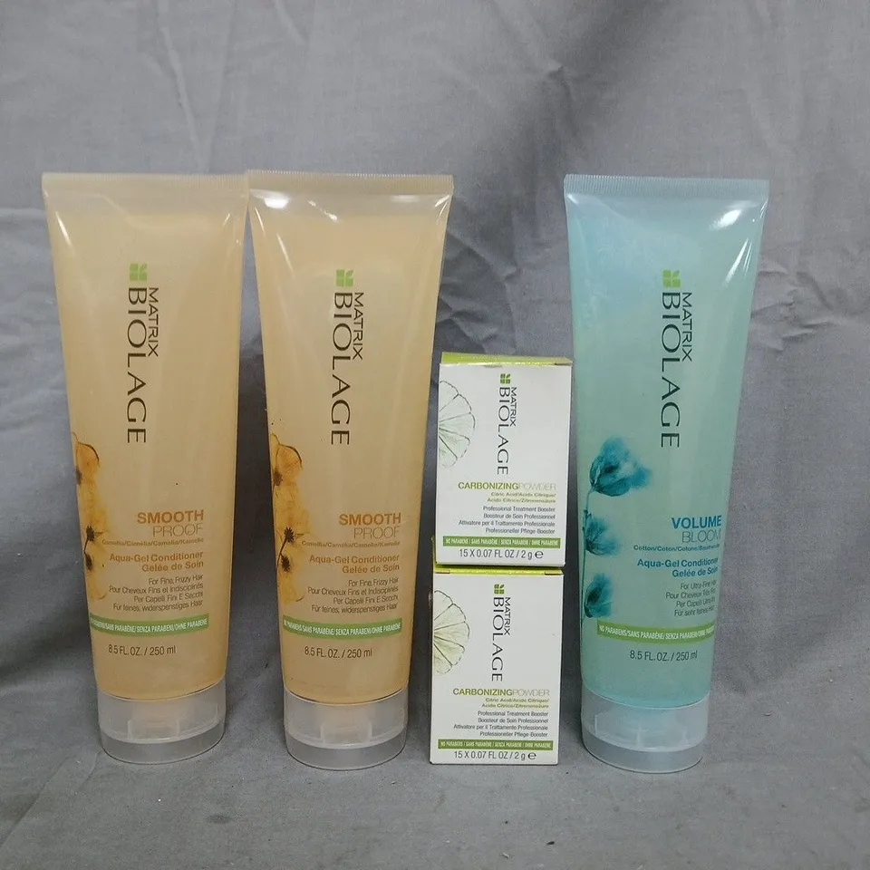 BOX OF APPROXIMATELY 10 ASSORTED MATRIX BIOLAGE COSMETIC ITEMS - COLLECTION ONLY