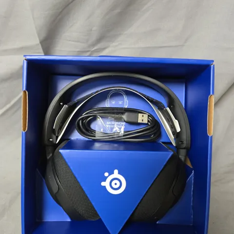 STEELSERIES ARCTIS NOVA 5P WIRELESS PLAYSTATION GAMING HEADSET - BLACK