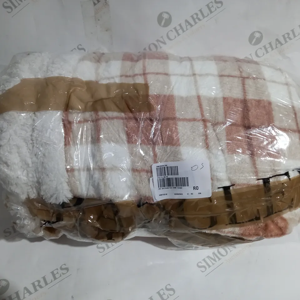 COZEE HOME PLAID VELVETSOFT THROW