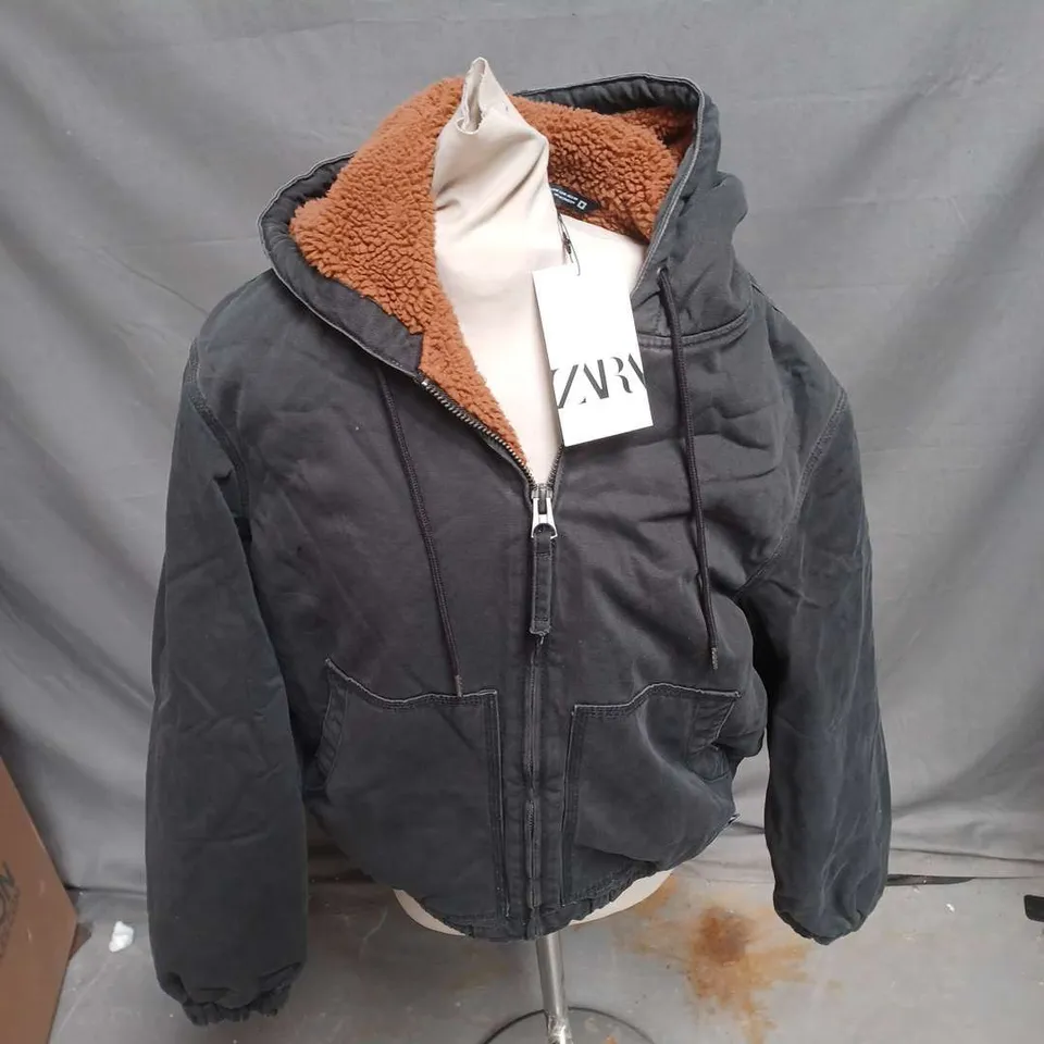 ZARA SHERPA LINED JACKET IN DARK GREY SIZE M