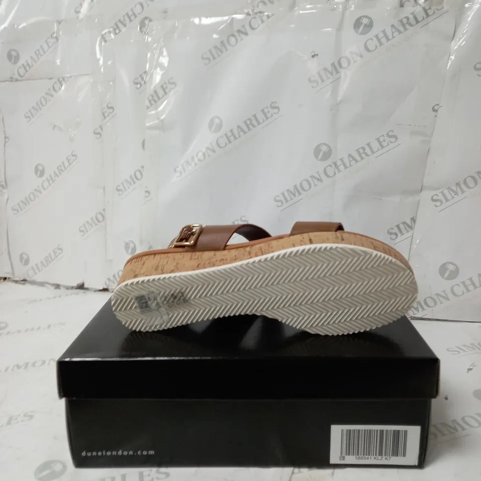 BOXED DUNE WOMANS TAN LEATHER SANDLES SIZE 7