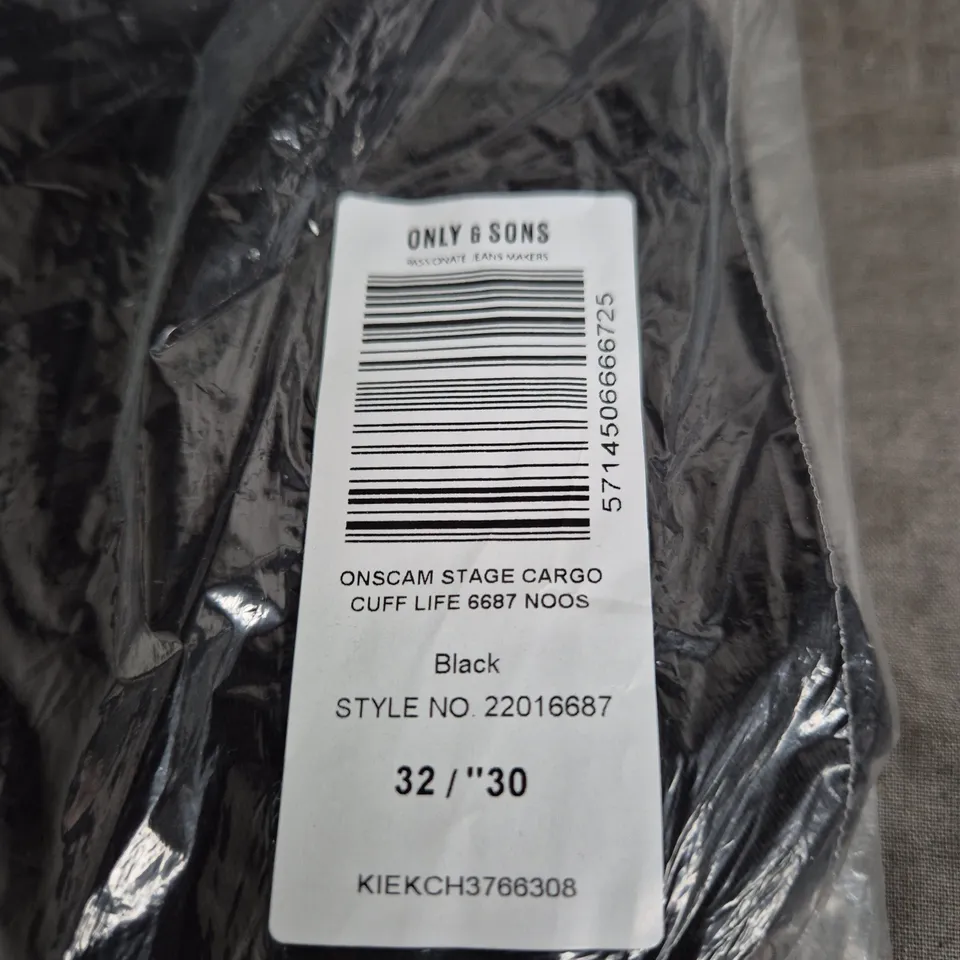 Only & Sons Black Tapered Cargo Jeans – UK 32/30