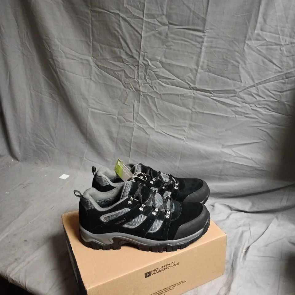 MOUNTAIN WAREHOUSE VOYAGE WATERPROOF WALKING SHOES – JET BLACK, UK 11