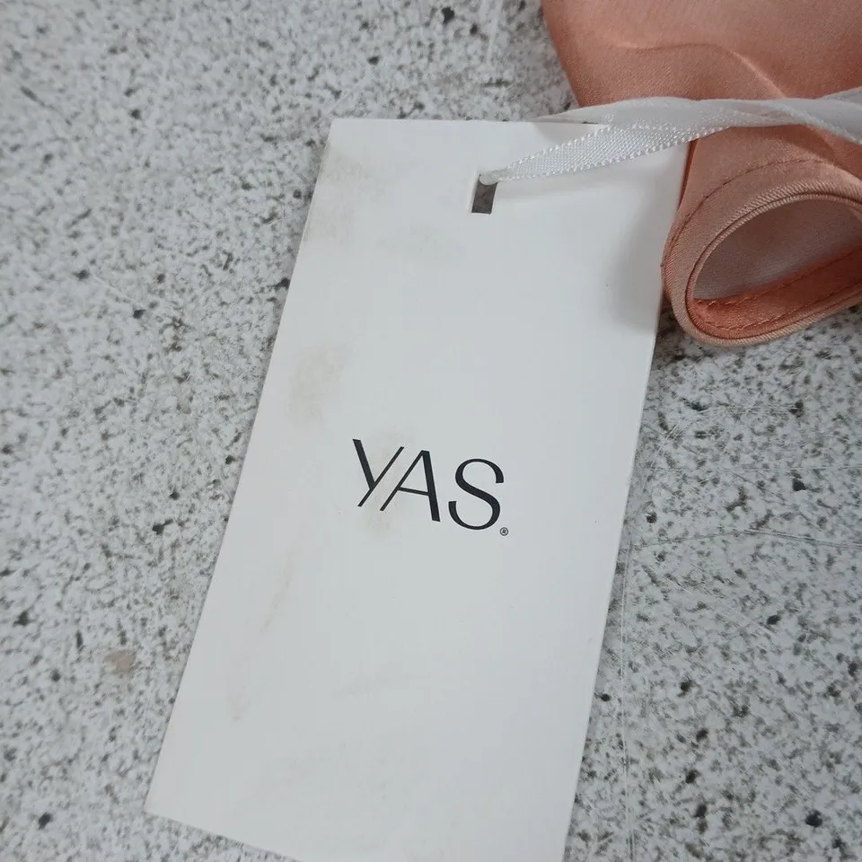 YAS KYRA HALTERNECK LONG DRESS – UK 8 (EU 36) – PEACH FLORAL PRINT