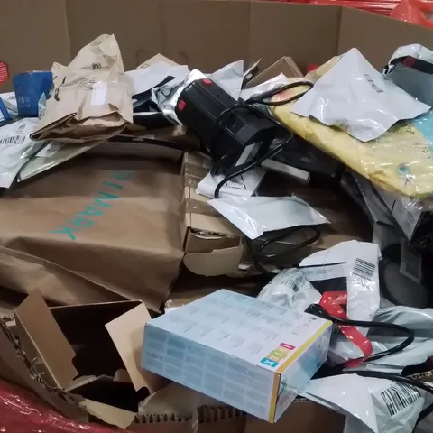PALLET OF ASSORTED HOUSEHOLD GOODS AND PRODUCTS TO INCLUDE;BUG A SALT,EXTENSION STRIP,HDMI CABLE