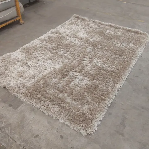 QUALITY DESIGNER AREA RUG - APPROXIMATELY 230 x 160cm