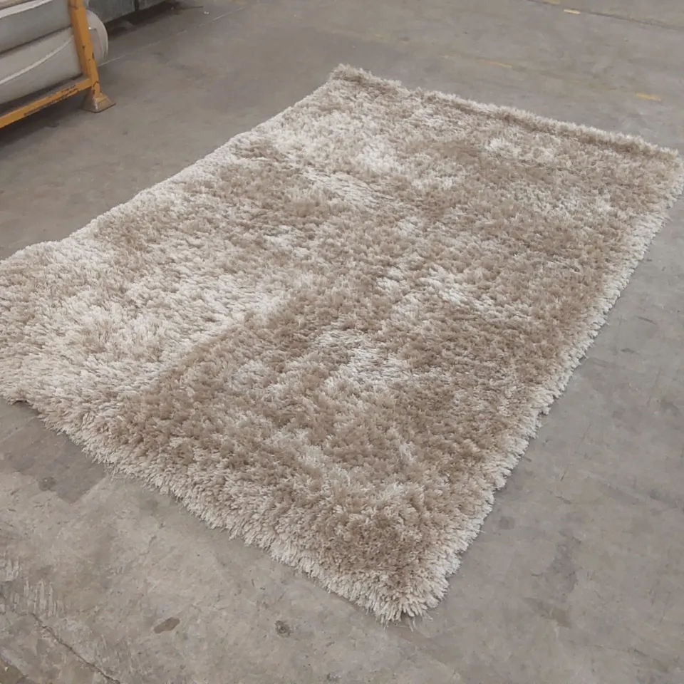 QUALITY DESIGNER AREA RUG - APPROXIMATELY 230 x 160cm