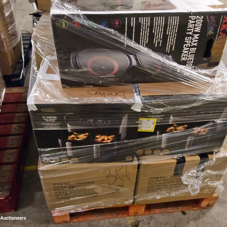PALLET OF ASSORTED ELECTRICAL PRODUCTS, INCLUDING, AIR FRYERS, VAX AIRLIFT VACUUM, PARTY SPEAKER
