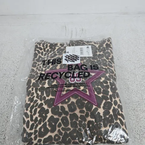 LARGE BOX OF APPROX 20 KIDS SAMMY OVERSIZED HOODIES IN VARIOUS SIZES