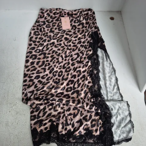 PINK BOUTIQUE LEOPARD PRINT SATIN SKIRT WITH LACE TRIM β SIZE 12