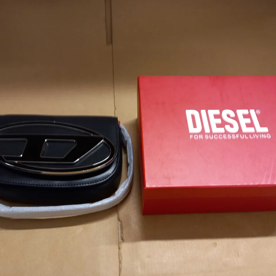 BOXED LEATHER DIESEL HANDBAG