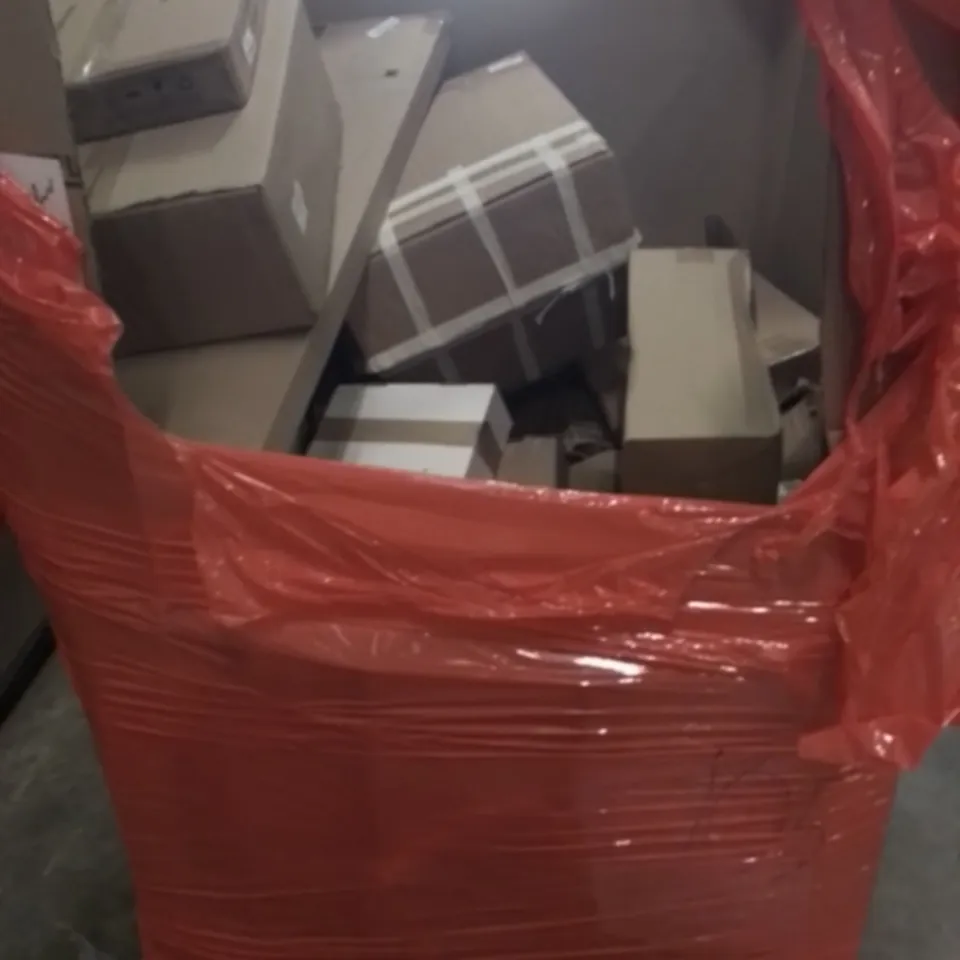 PALLET OF UNPROCESSED ITEMS TO INCLUDE BAGGED STROLLER, TOILET SEAT, AND IHEROO FLANNEL ELECTRIC HEATER