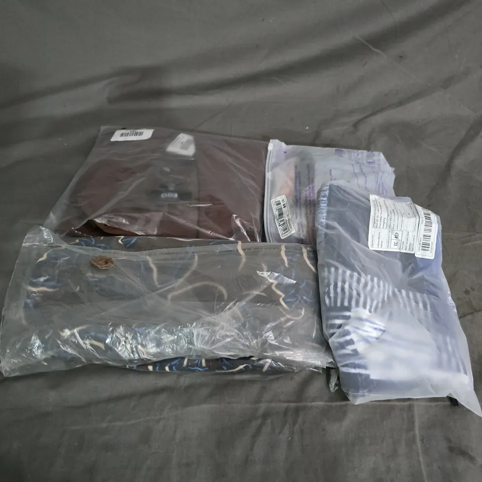 APPROXIMATELY 25 ASSORTED CLOTHING AND FASHION PRODUCTS IN VARIOUS STYLES AND SIZES - COLLECTION ONLY