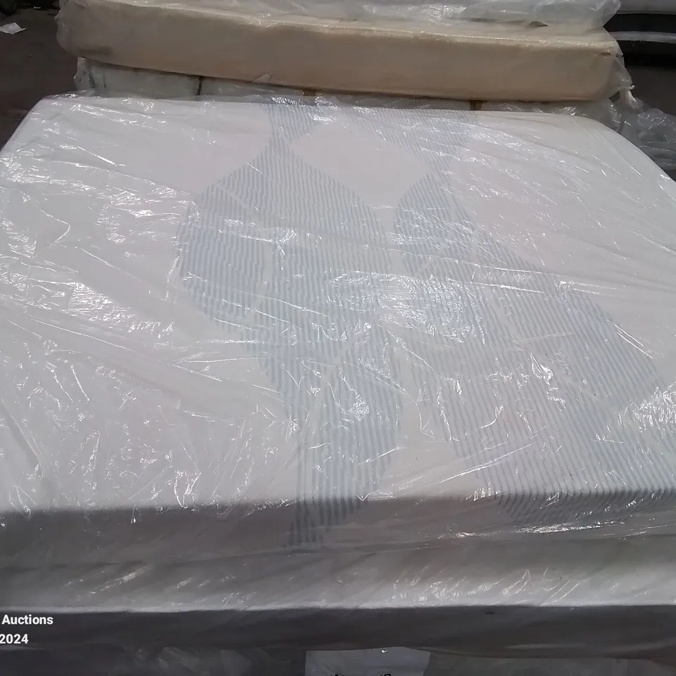 BAGGED SILENTNIGHT 3-ZONE MEMORY FOAM 160cm MATTRESS 