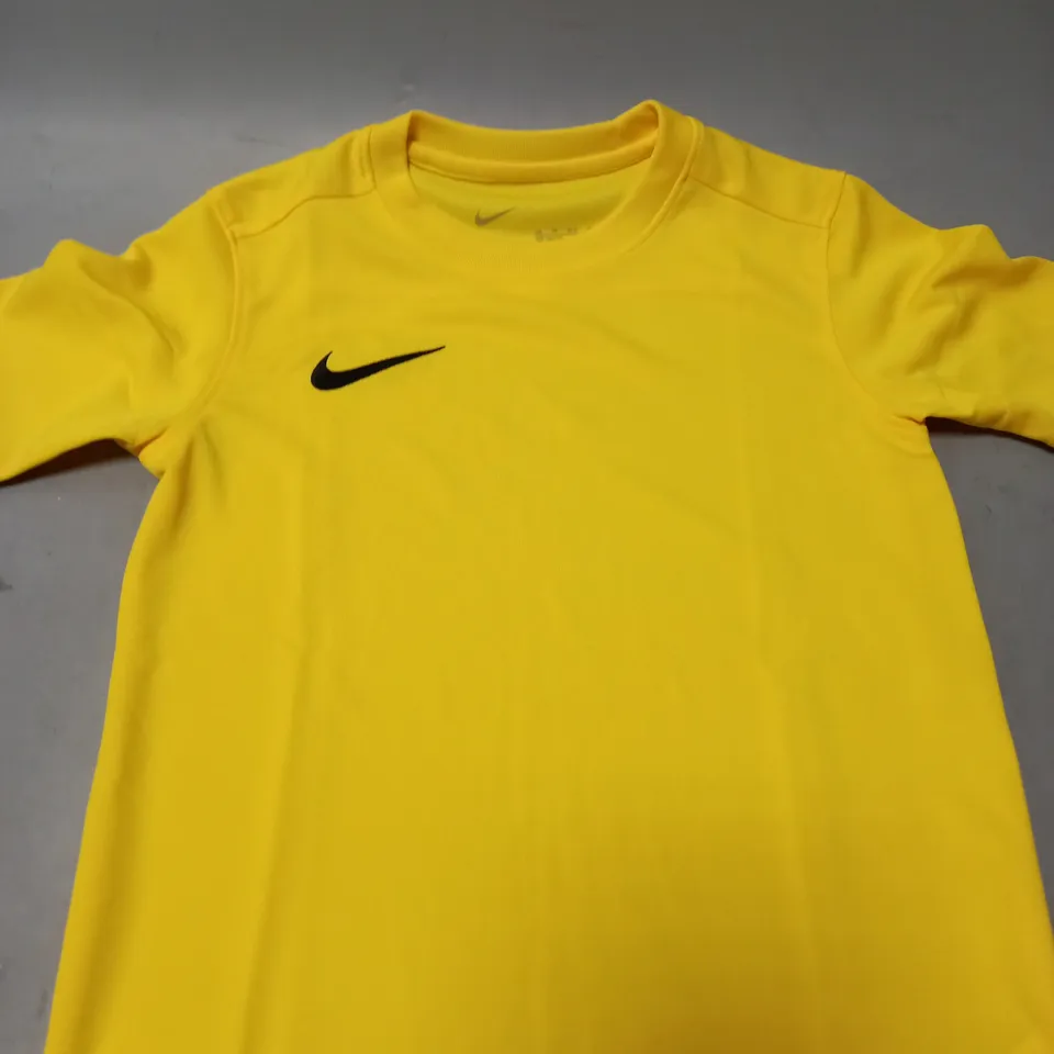 NIKE DRI FIT YELLOW T-SHIRT - KIDS XS