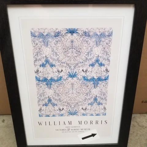 HONEYSUCKLE VOL.1 BY WILLIAM MORRIS - PICTURE FRAME PAINTING  